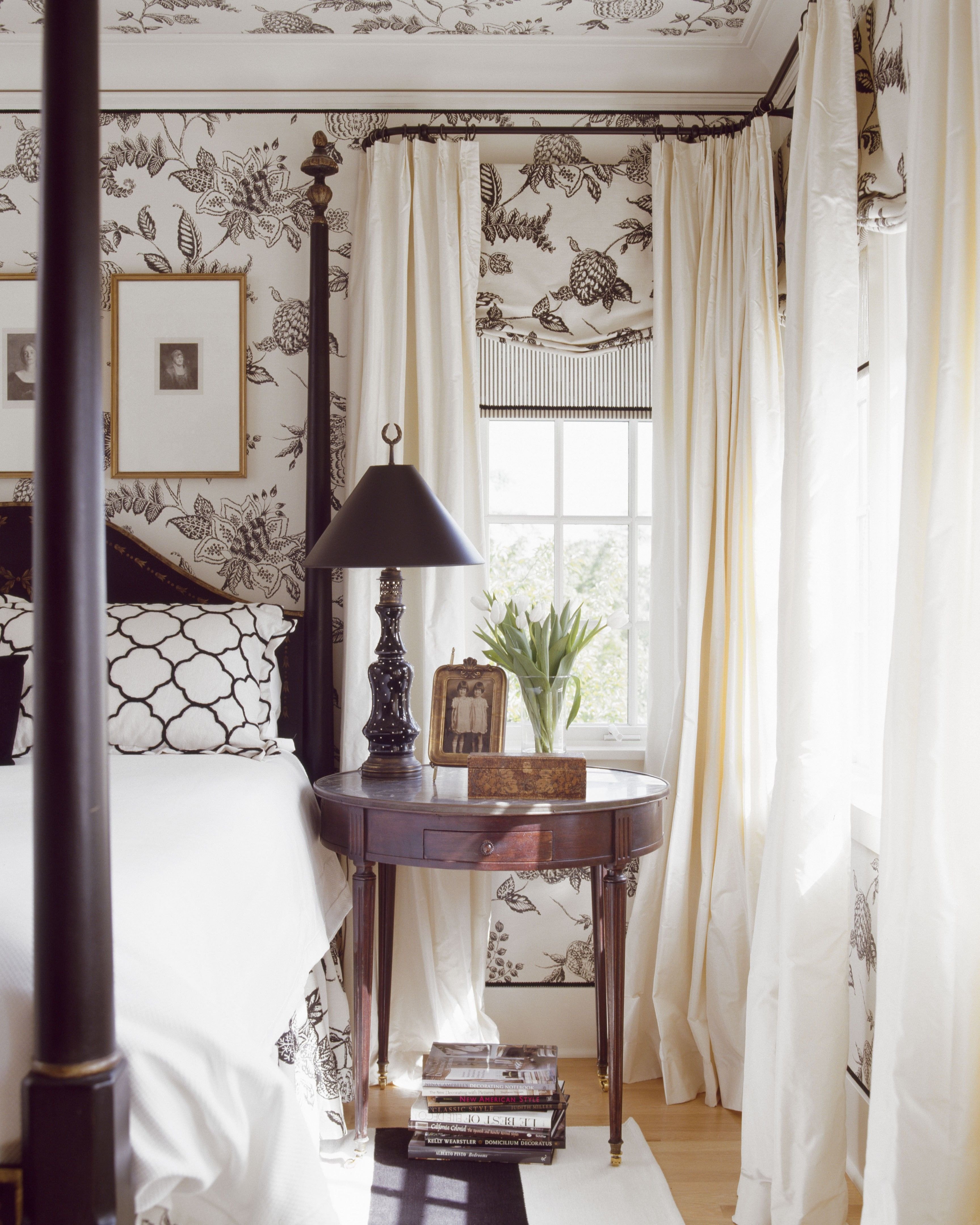 Black and White Bedroom Curtains New 7 Stunning Rooms that aren T Afraid Of Pattern