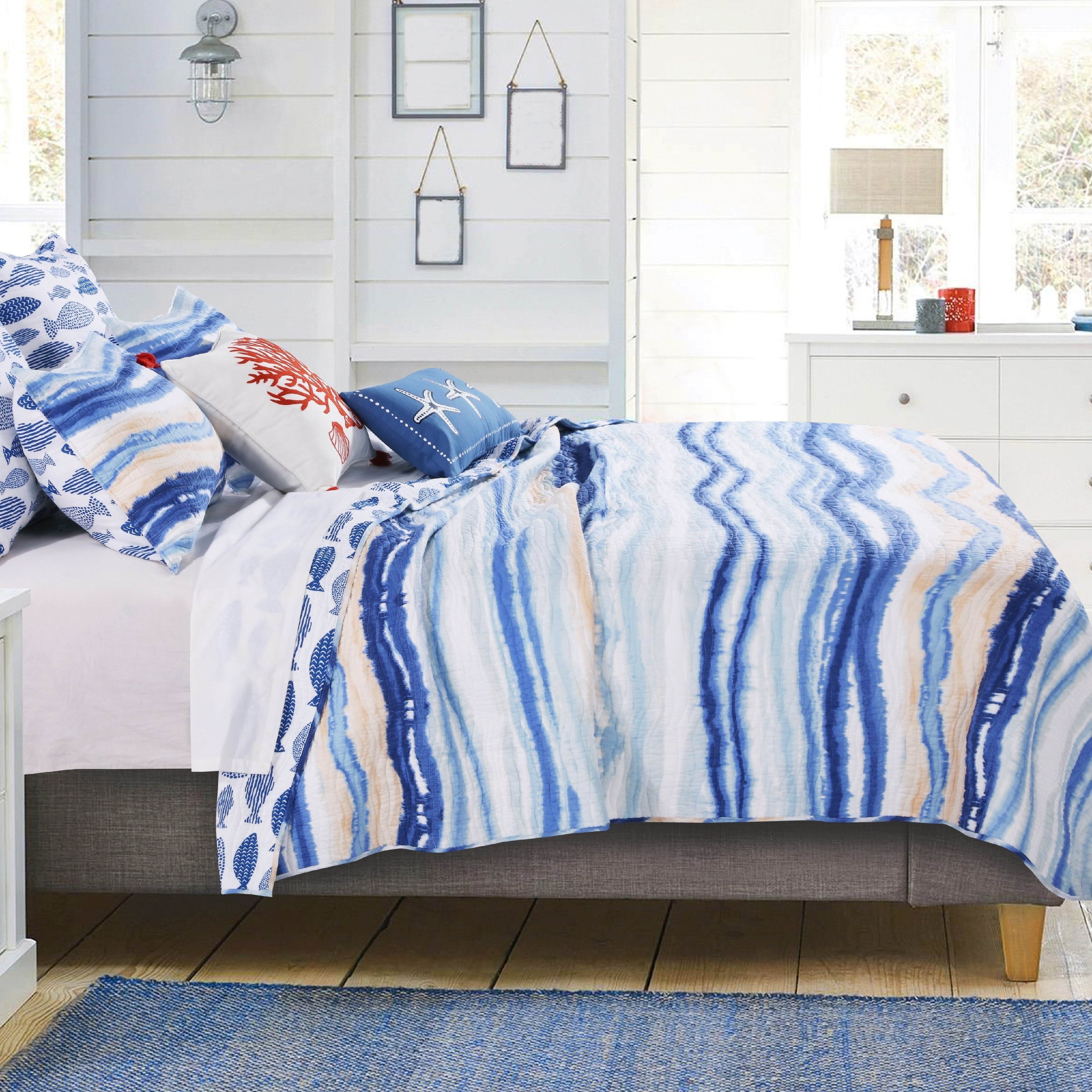 Blue Bedroom Furniture Set Beautiful Barefoot Bungalow Crystal Cove Blue Quilt Set Twin 2