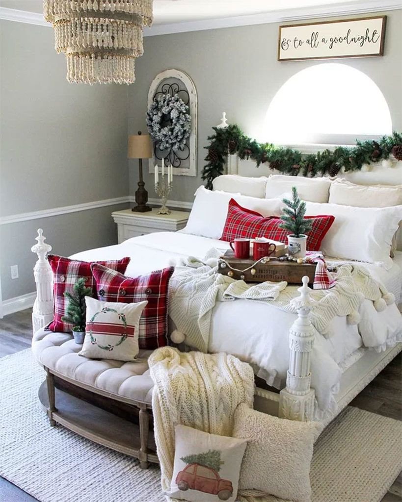 Christmas Bedroom Decorating Ideas Awesome Quick &amp; Easy Christmas Bedroom Decor Makeover Ideas