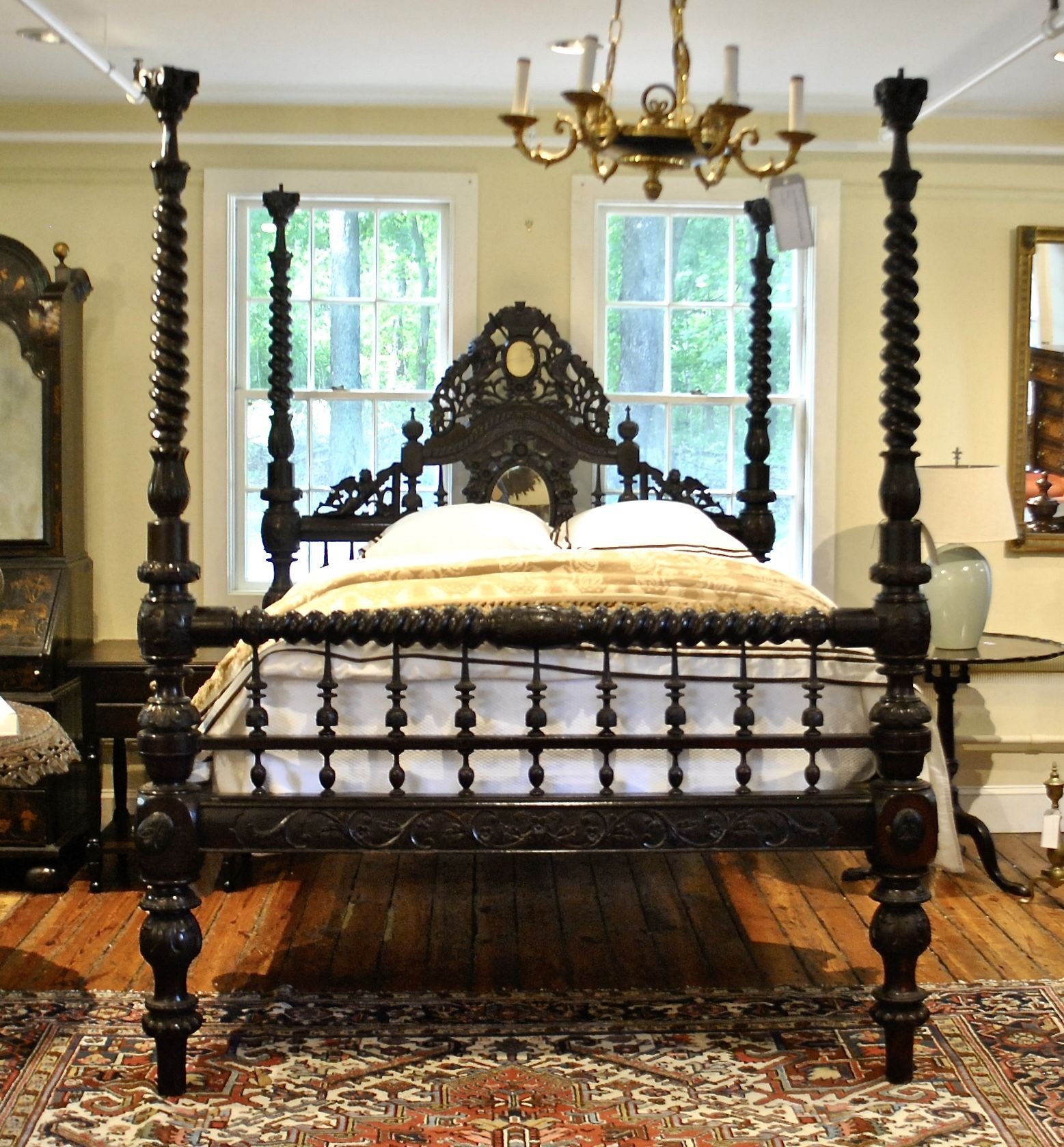 Cortina Sleigh Bedroom Set Beautiful Monumental Anglo Indian Bed with Symbols Of British
