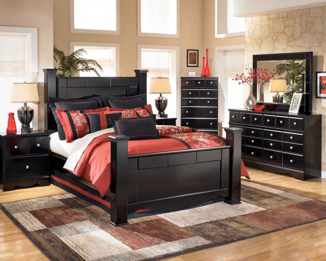 Dark Wood Bedroom Furniture Unique Shay Poster Bedroom Set In Black