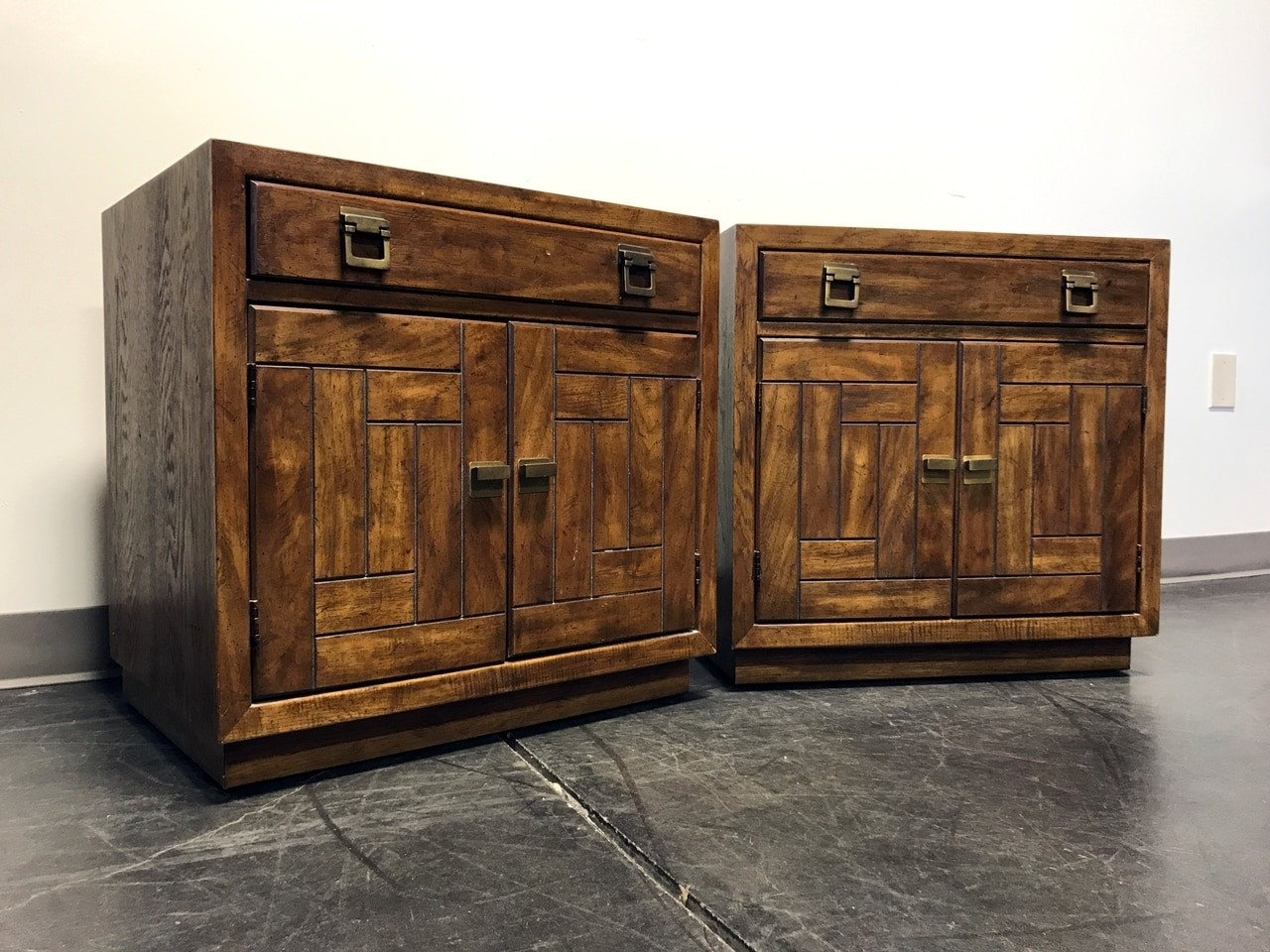 DREXEL HERITAGE Woodbriar Pecan Campaign Style Bedside Chests Nightstands Pair 4 Boyds Fine Furnishings