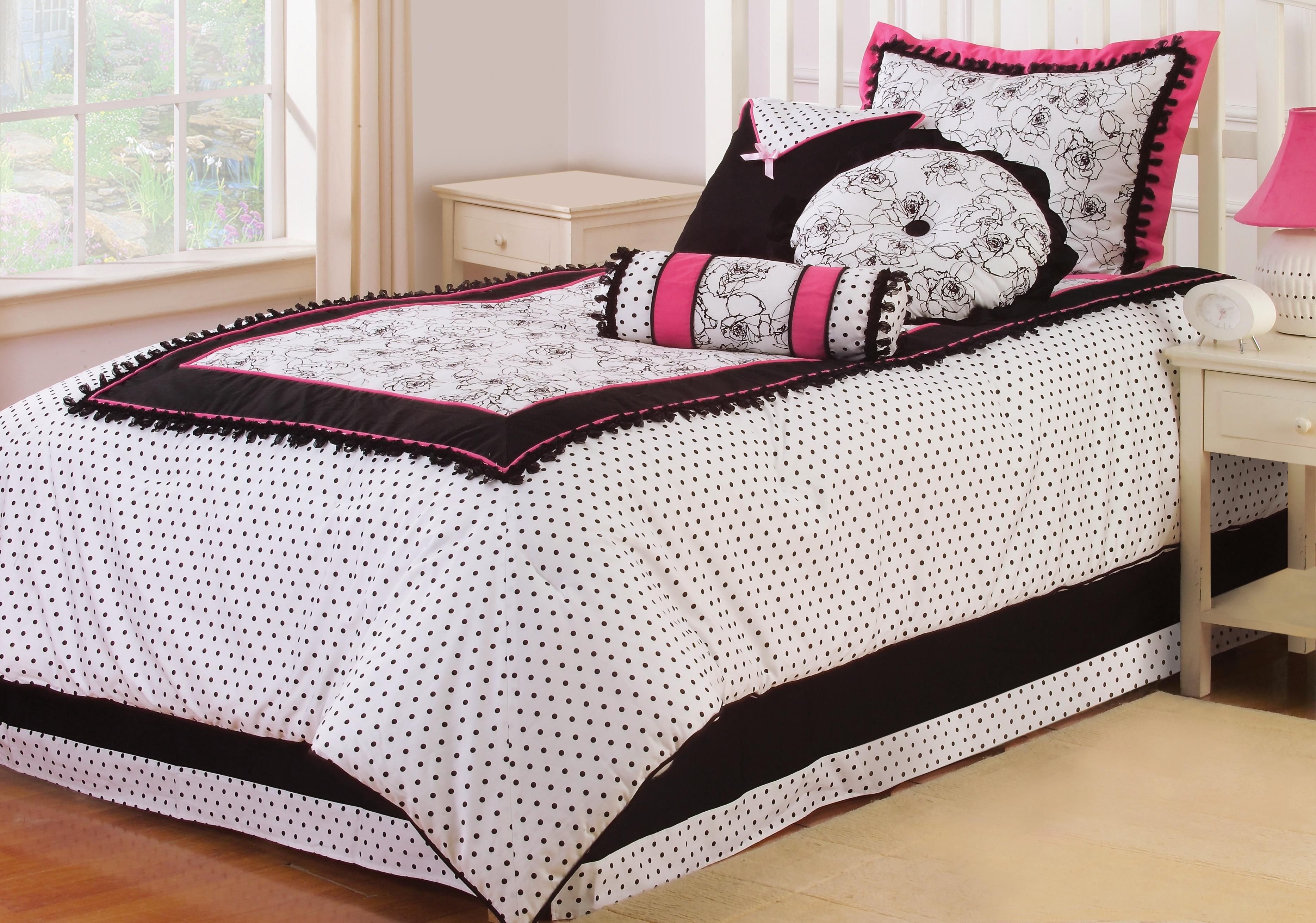 Kathy Ireland Bedroom Furniture Elegant Kathy Ireland Abigale Three Piece Bed Set
