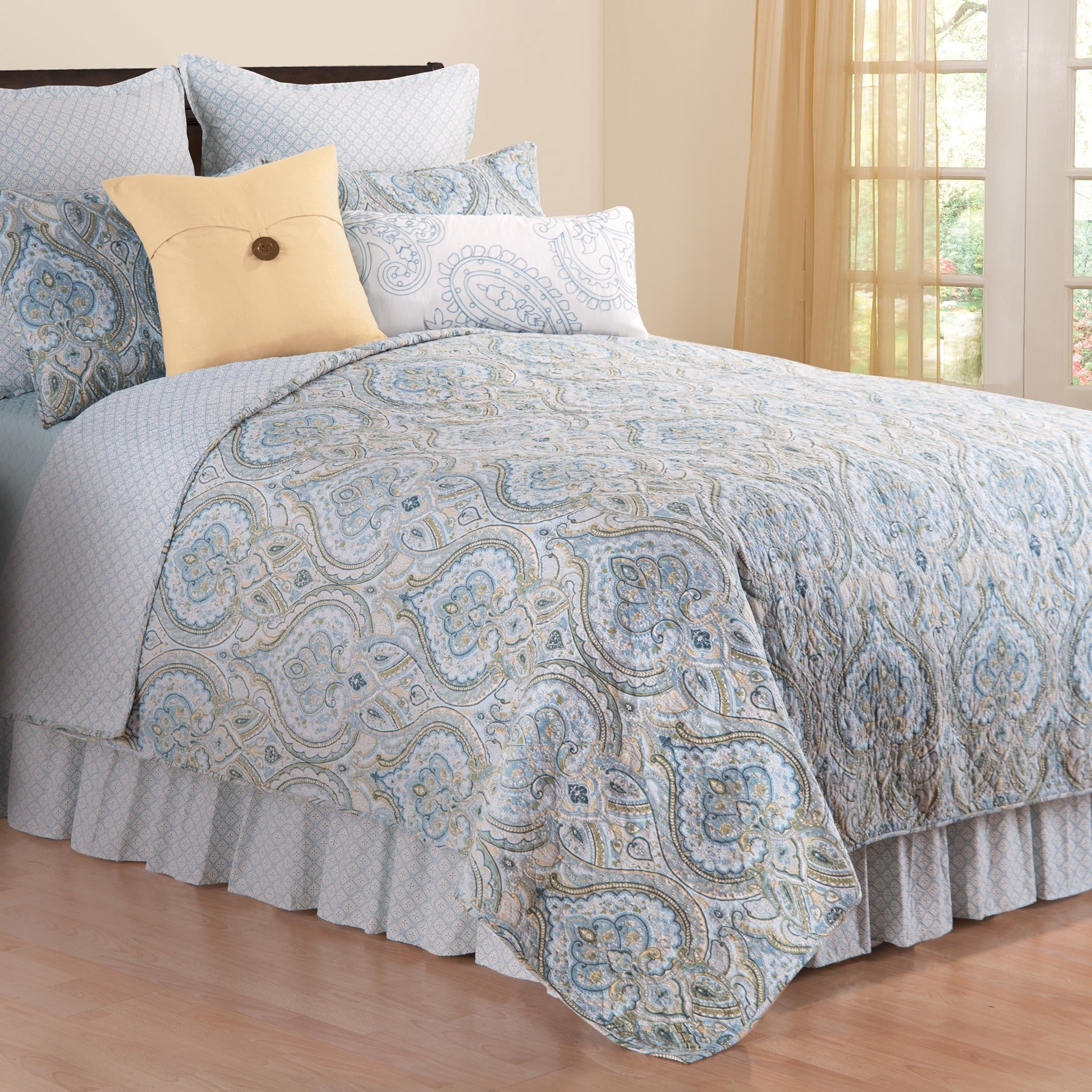 Laura ashley Bedroom Set Elegant Amherst Blue Quilt Set