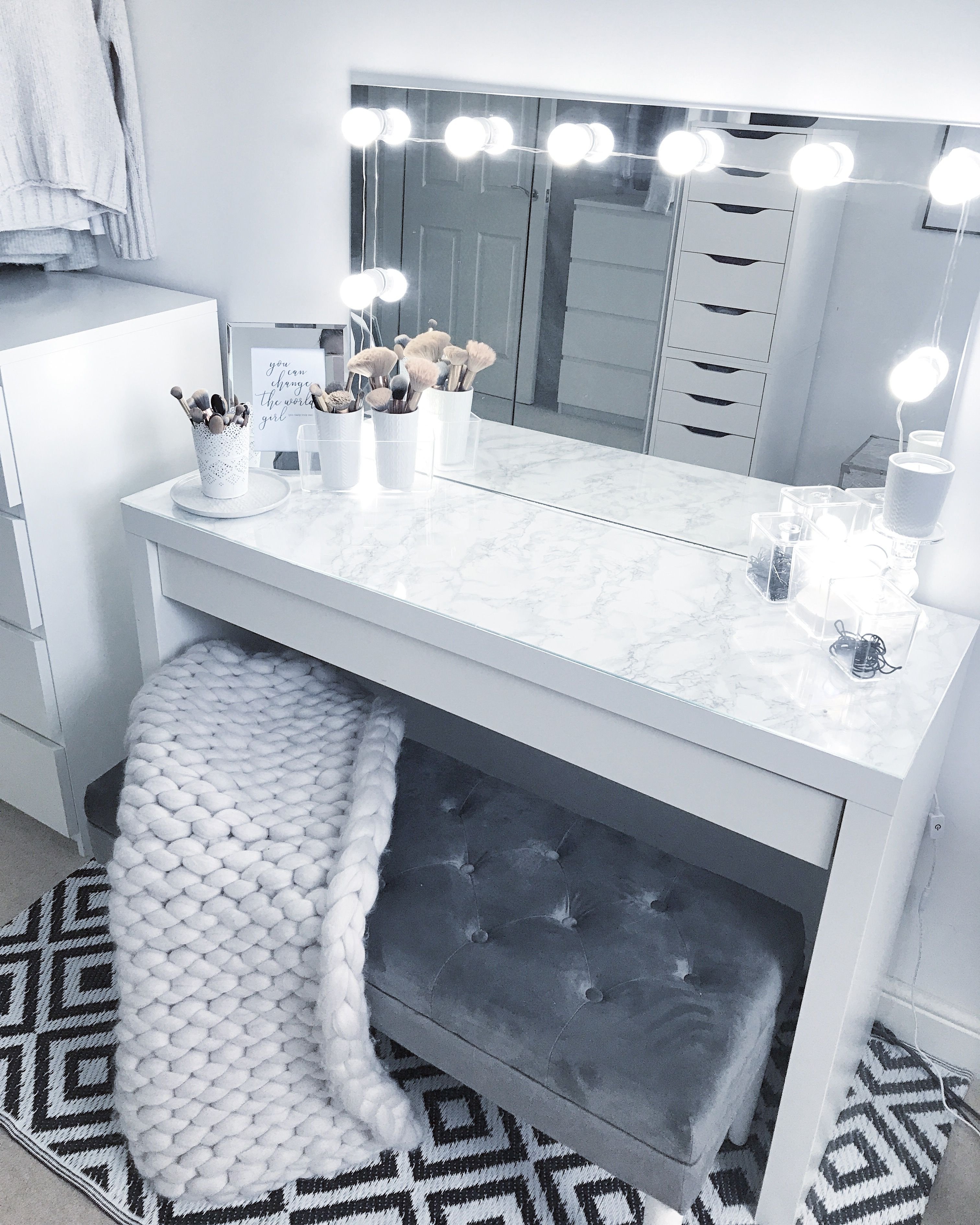 Make Up Vanity for Bedroom New Grey Dressing Room Make Up Room Goals
