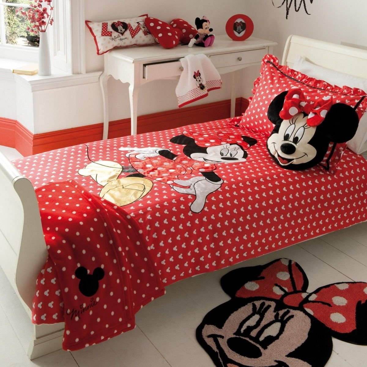 Mickey Mouse Bedroom Decorations Beautiful Minnie Mouse Wall Decorating Kit