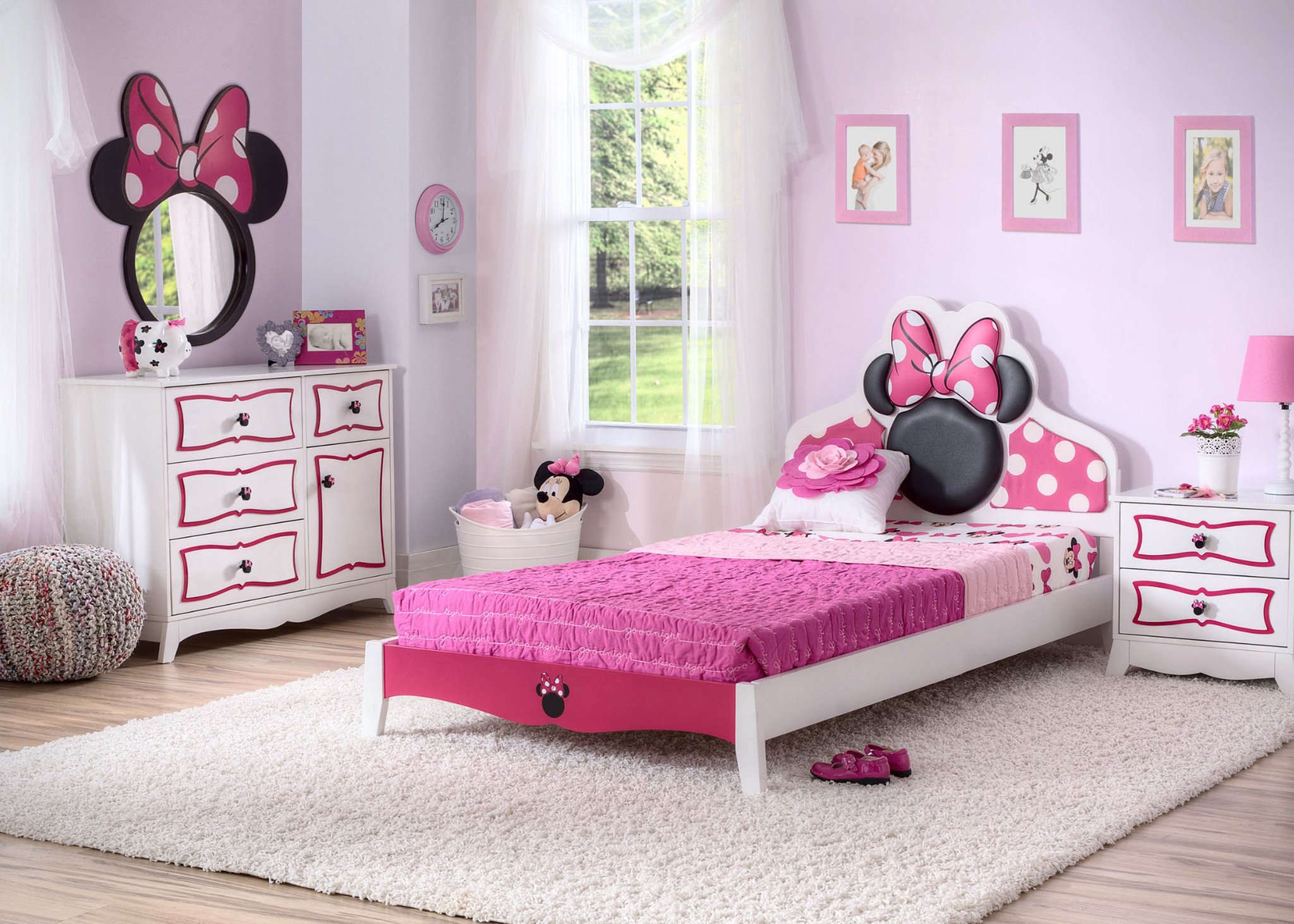 Minnie Mouse Bedroom Ideas Unique Take A Look at these Awesome Minnie Mouse Bedroom Items