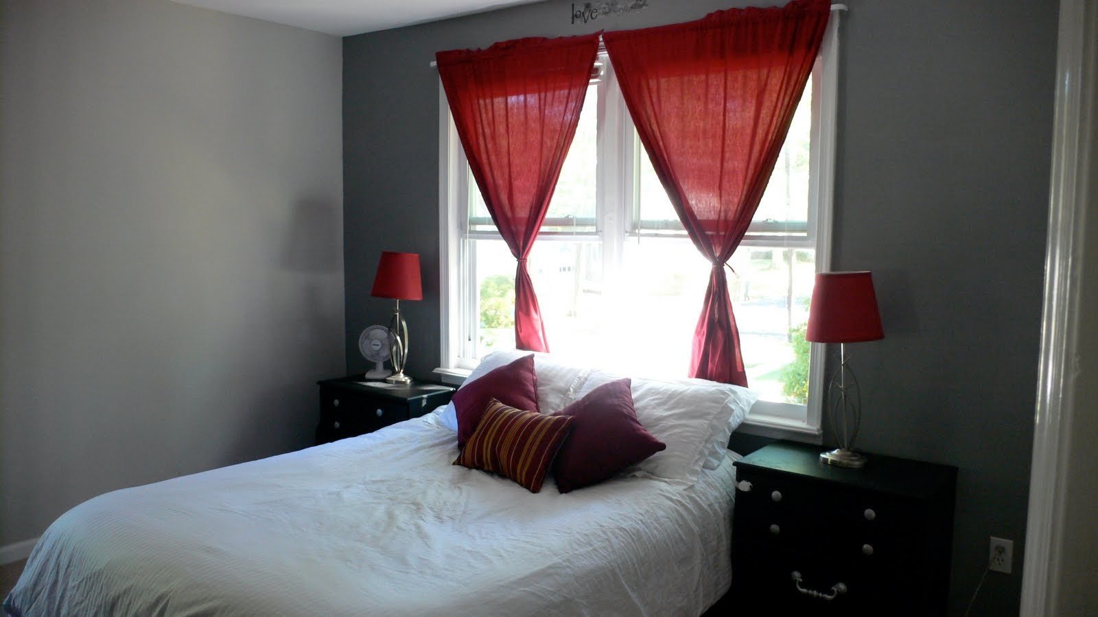 Red and Gray Bedroom Ideas Inspirational Grey Red Bedroom Ideas Dgmagnets Decoratorist