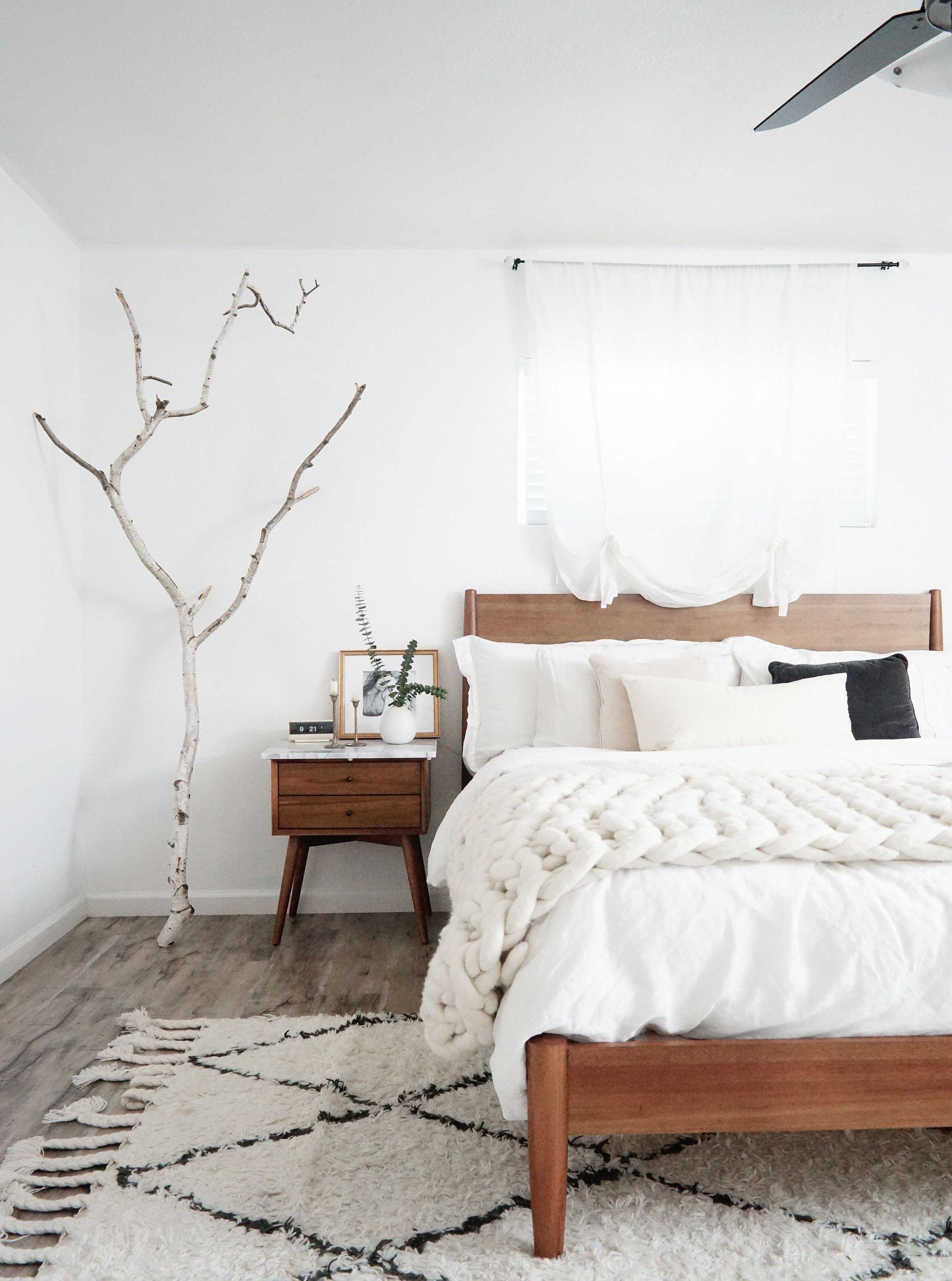 Small Bedroom Design Ideas Fresh Simple Bedroom Design White Simple Decor Bedroom Bed Diy