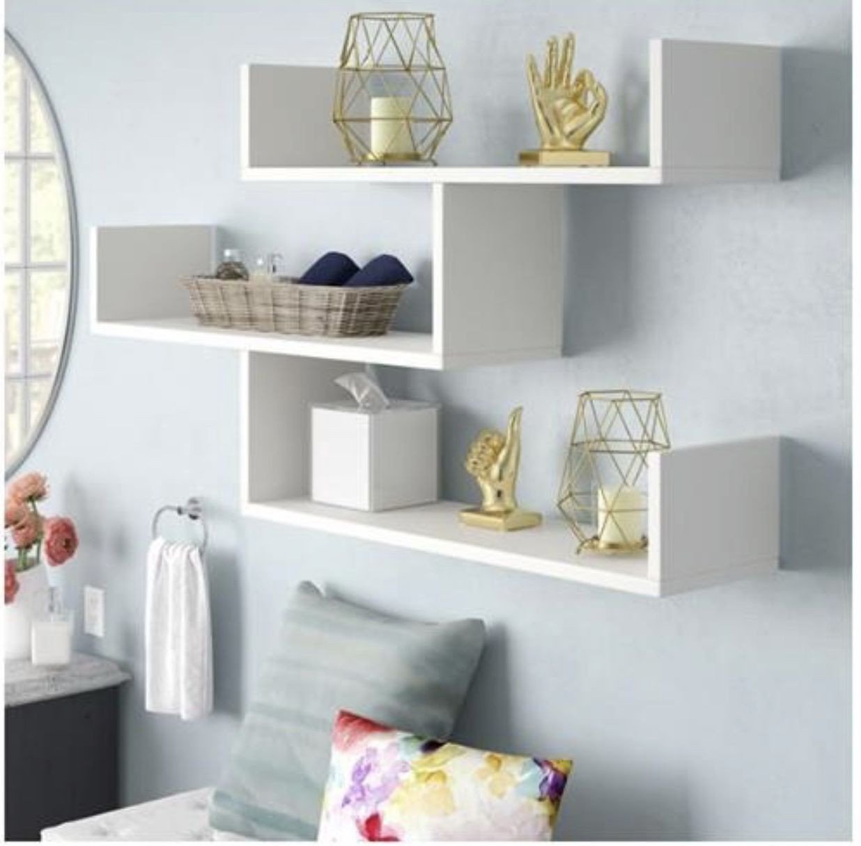 Shelves With Mirrors